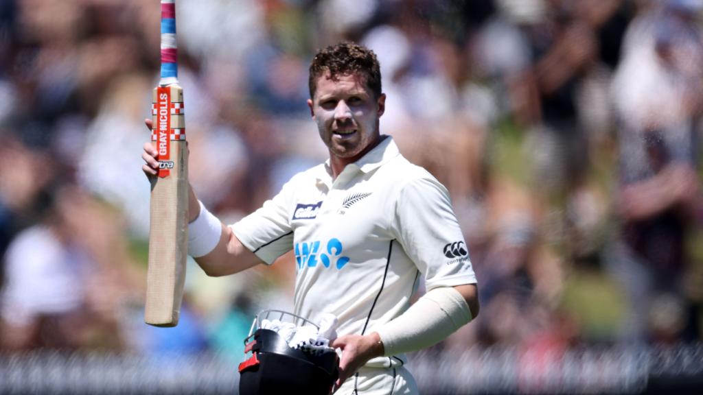 Henry Nicholls was dismissed in an shocking manner
