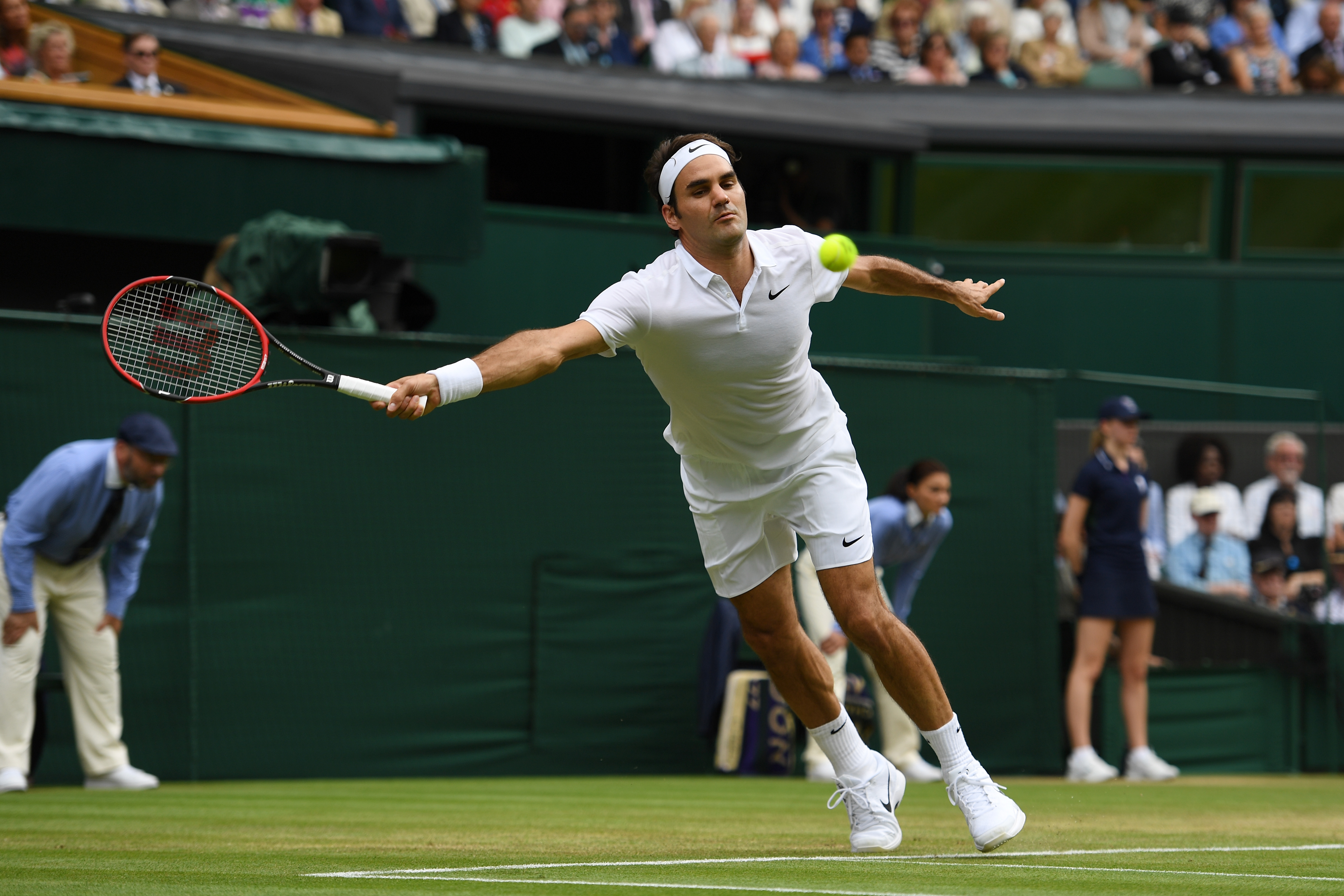 Roger Federer : I hope to be back on Centre Court