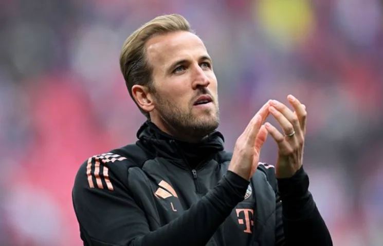 Harry Kane Wins First Career Title with Bayern Munich
